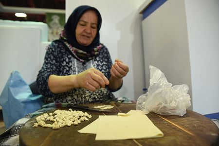 TÜRKİYE’NİN EN RENKLİ FUARI YÖREX ZİYARETÇİYLE BULUŞUYOR