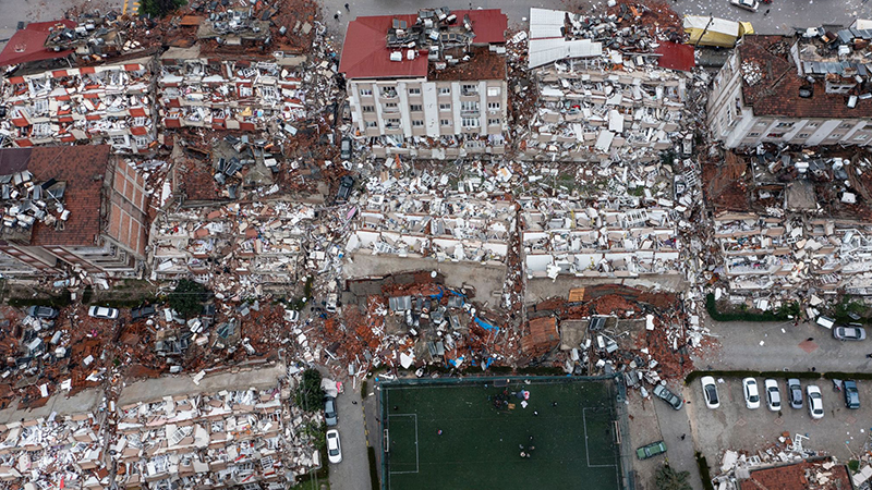 ANTALYA ODA VE BORSALARDAN DEPREM BÖLGESİNE YARDIM ELİ