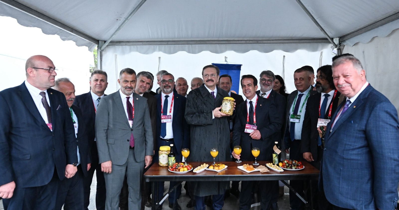TOBB’DA ANTALYA TİCARET BORSASI STANDINA YOĞUN İLGİ